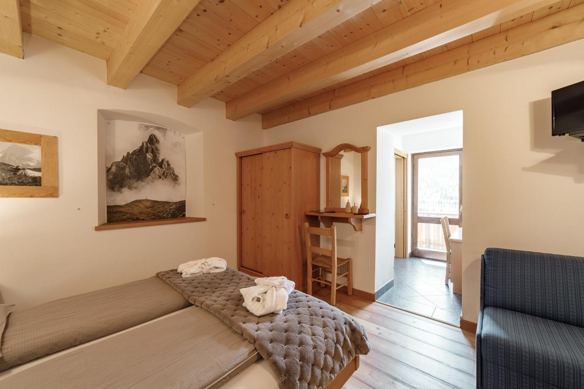 Hotel Al Bivio - Pizzeria, Pool & Sauna Imer Экстерьер фото