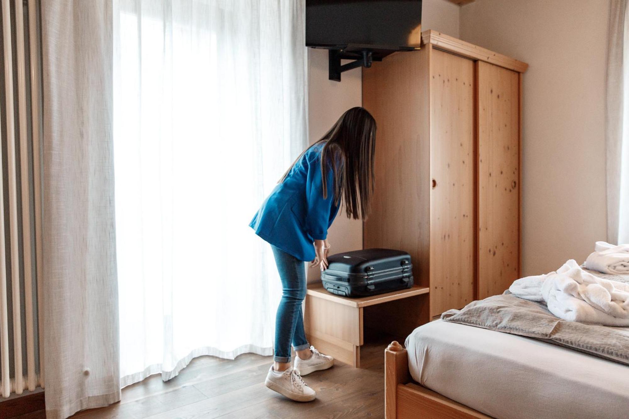 Hotel Al Bivio - Pizzeria, Pool & Sauna Imer Экстерьер фото